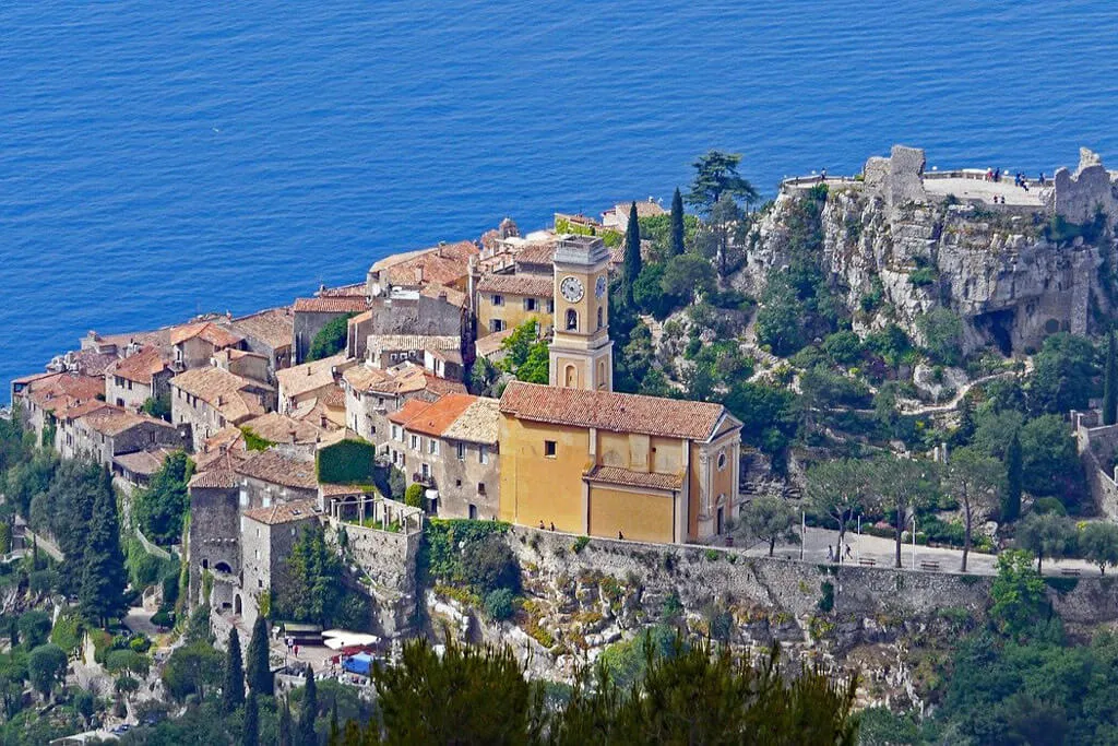 Ngôi làng Eze ở Provence-Alpes-Côte d'Azur Pháp