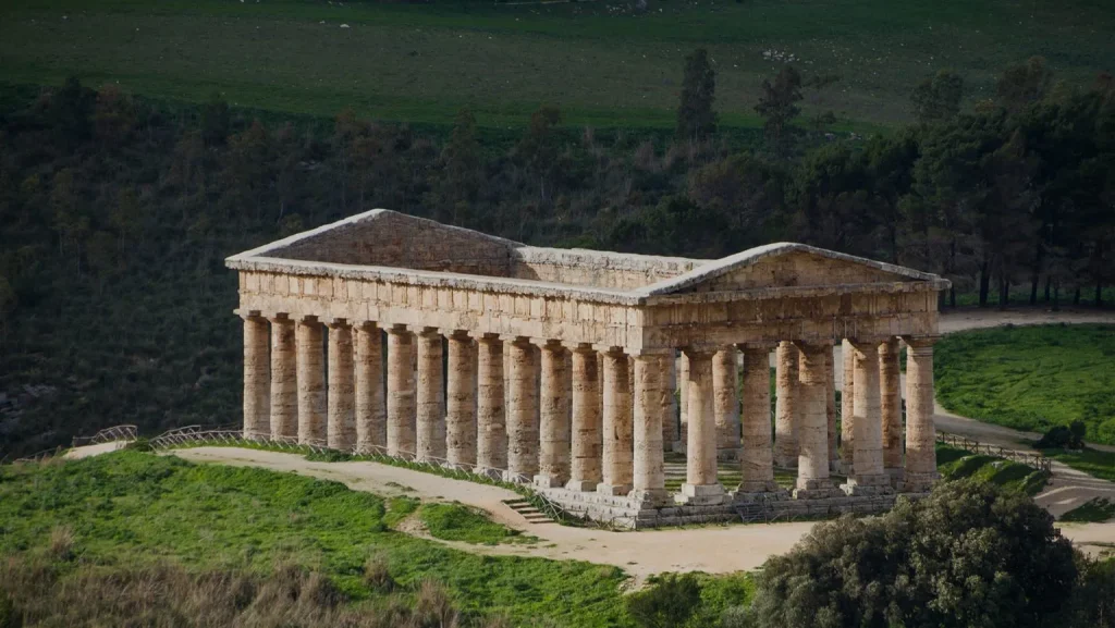 Nhà hát cổ ở Segesta